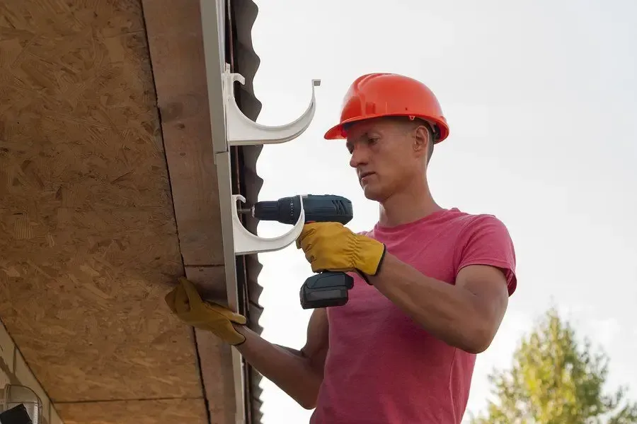 Gutter Services for Cincinnati Rooflines — residential gutter service